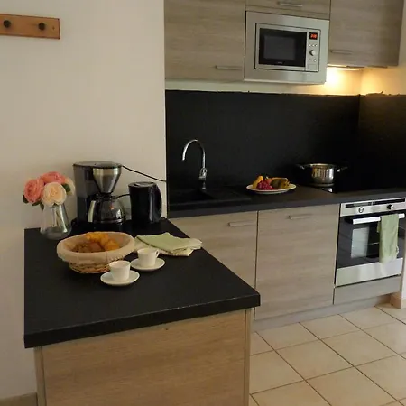 Bastide Le Grimaud Estello Apartmán *
